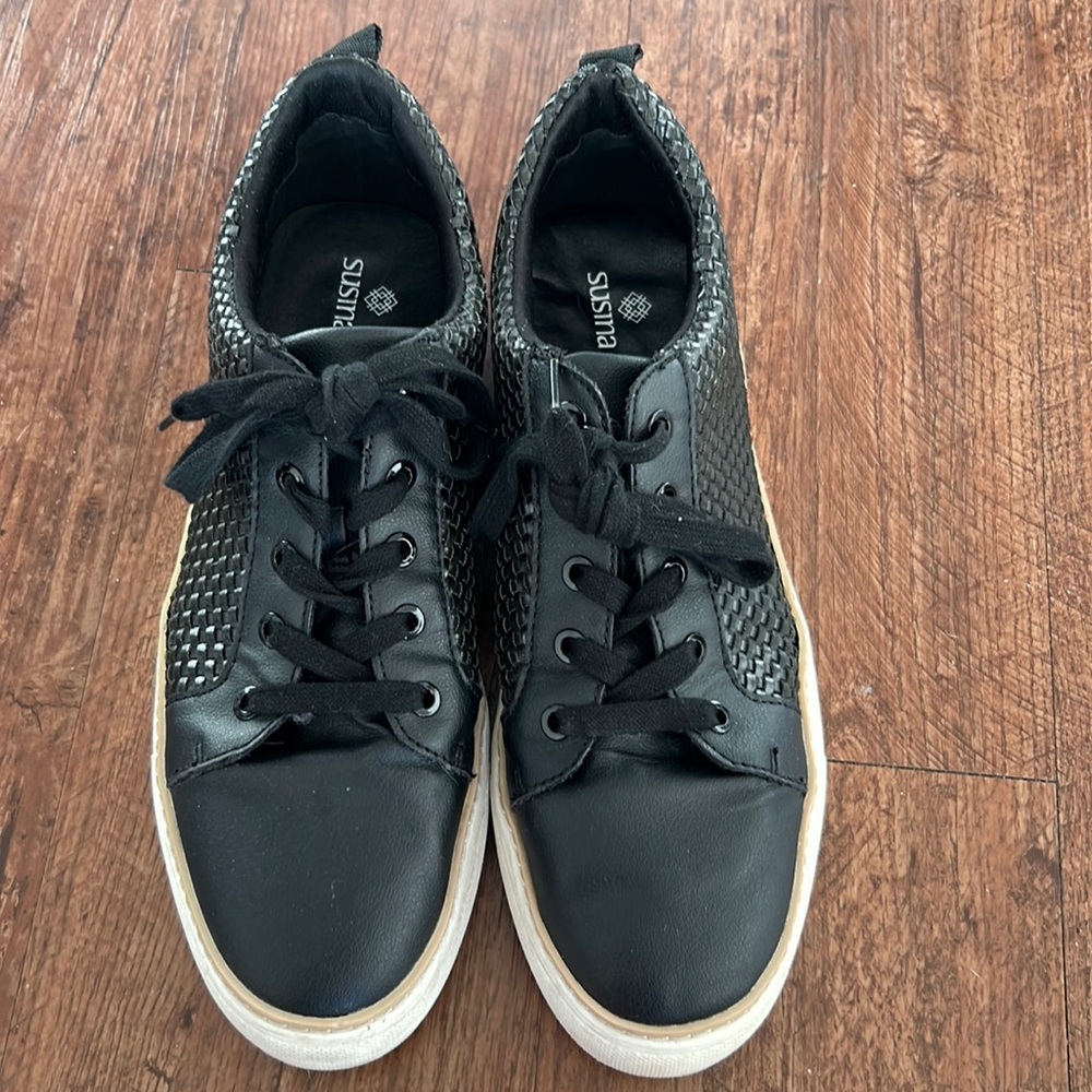 Mens Leather Sneakers